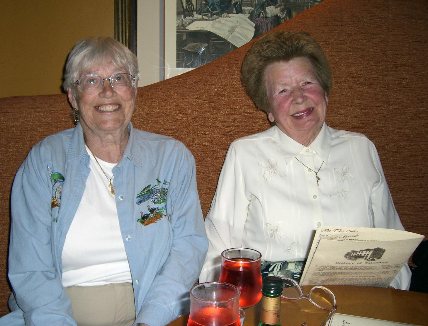 Gen & Emily at dinner