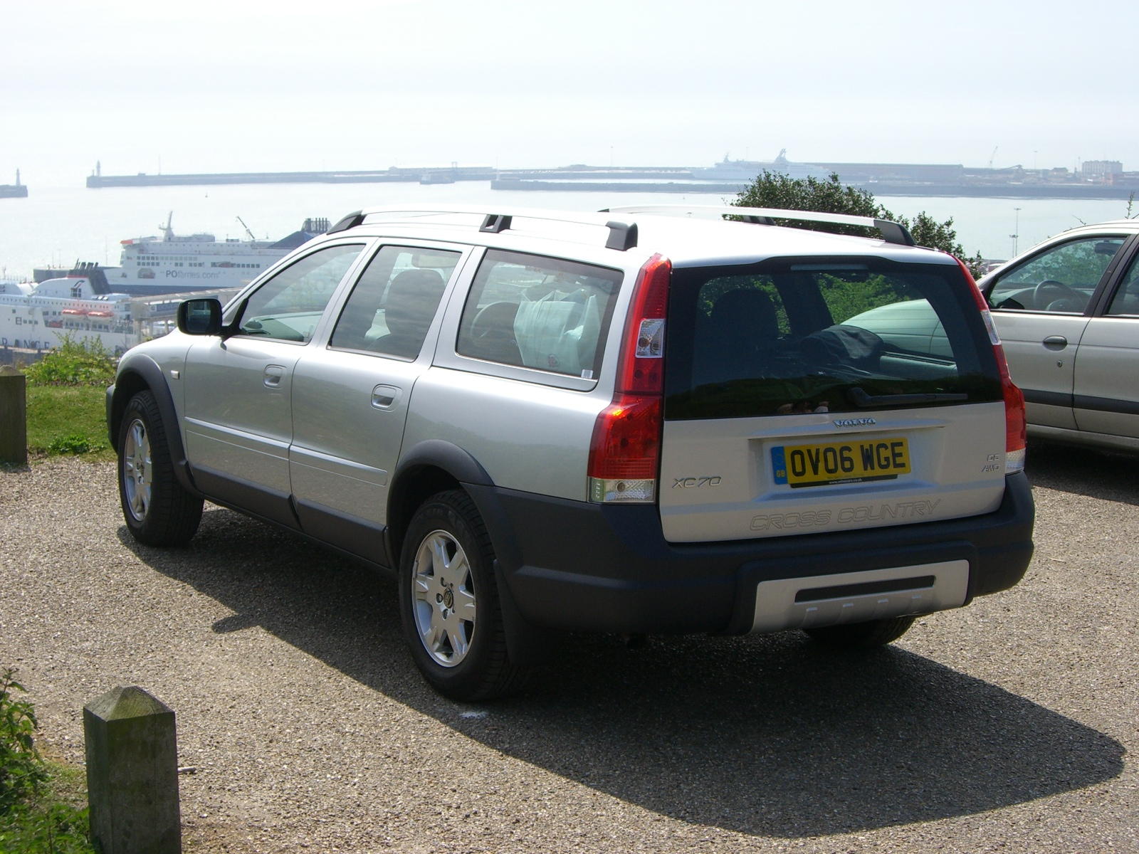 Volvo XC70 rental car