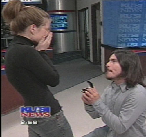 Patrick proposes to Rachel on TV